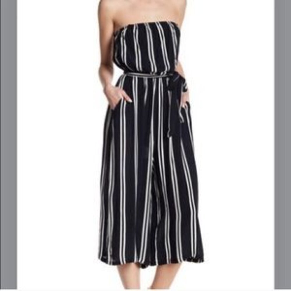 3/$30 DRESS Forumβ stripped strapless jumpsuit wide leg Size Small
